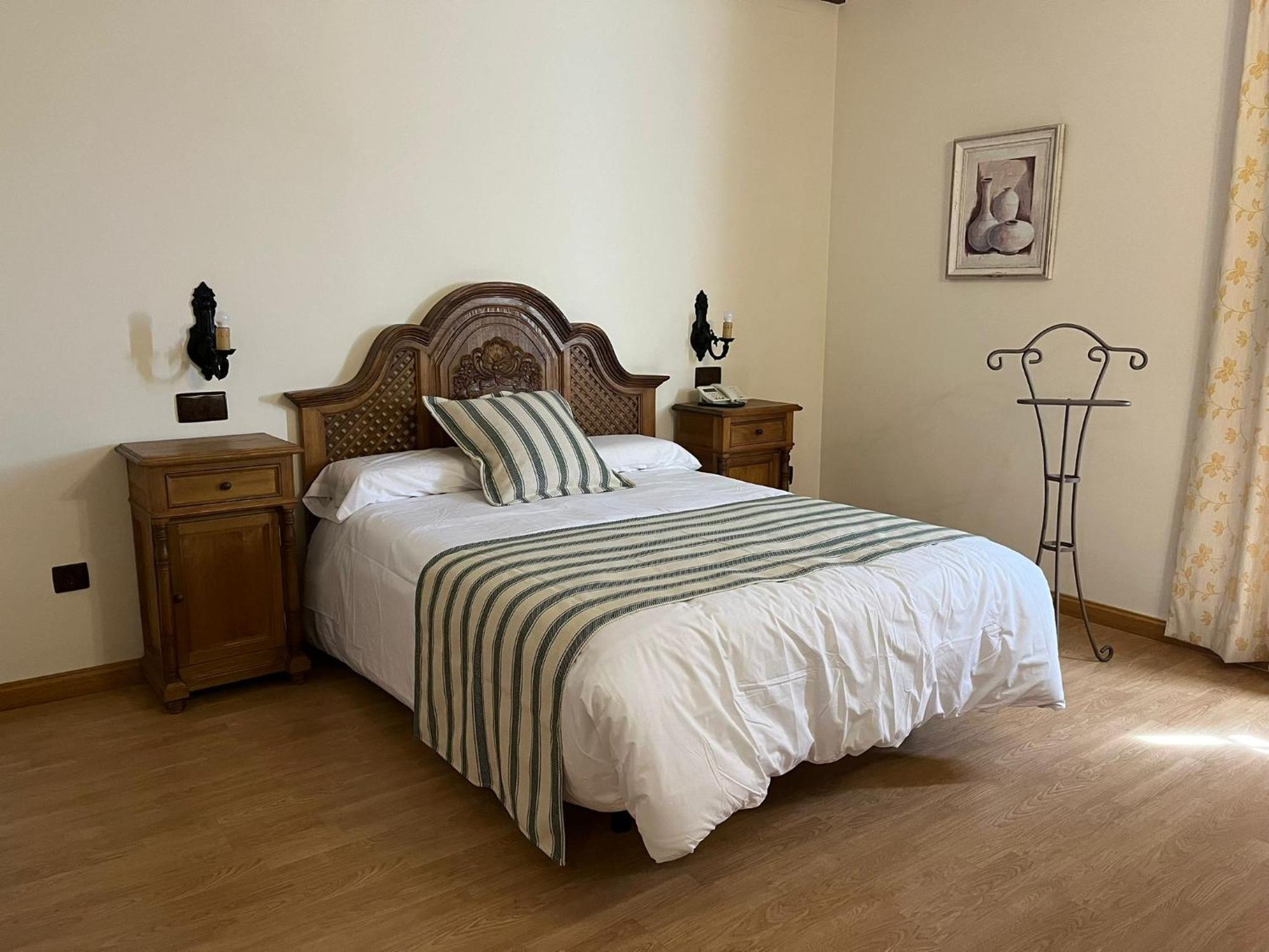Hotel A Posada Темблеке Екстериор снимка