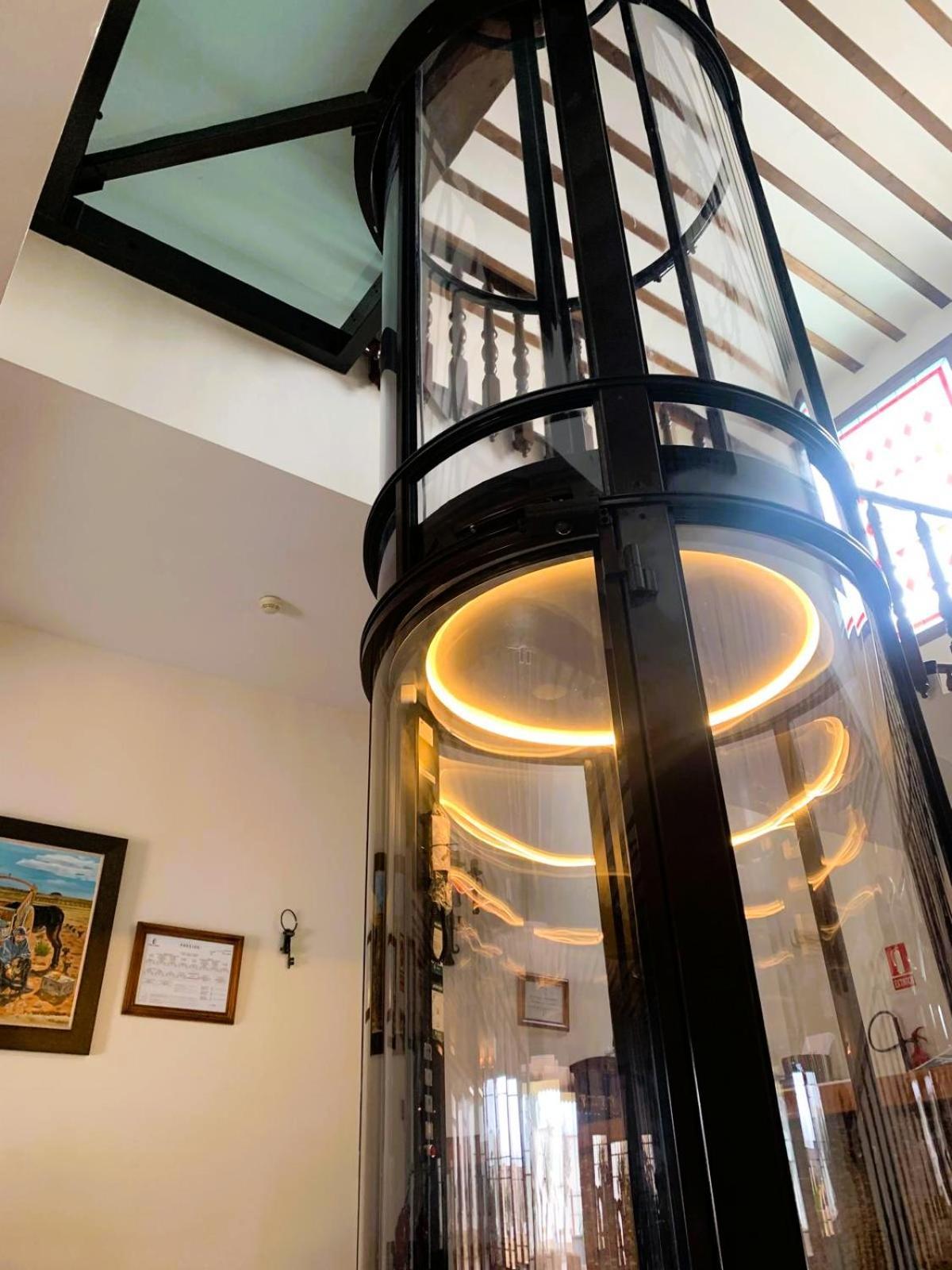 Hotel A Posada Темблеке Екстериор снимка