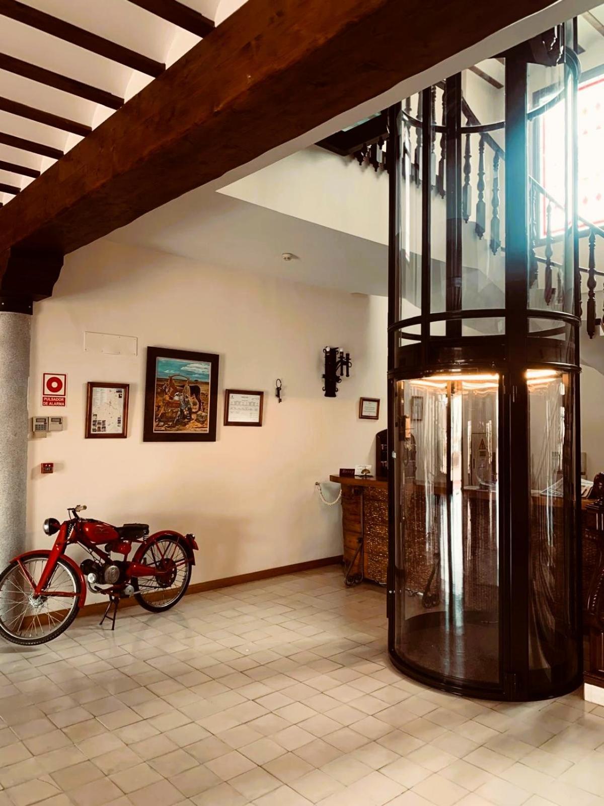 Hotel A Posada Темблеке Екстериор снимка