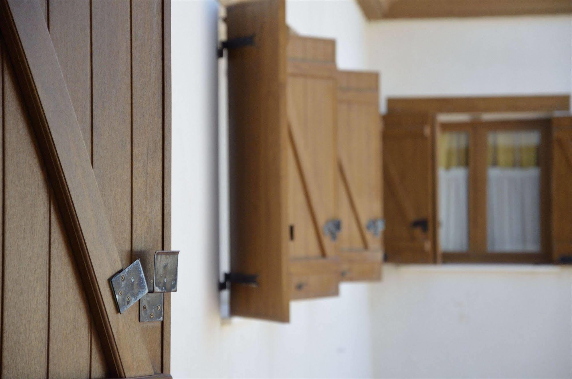 Hotel A Posada Темблеке Екстериор снимка