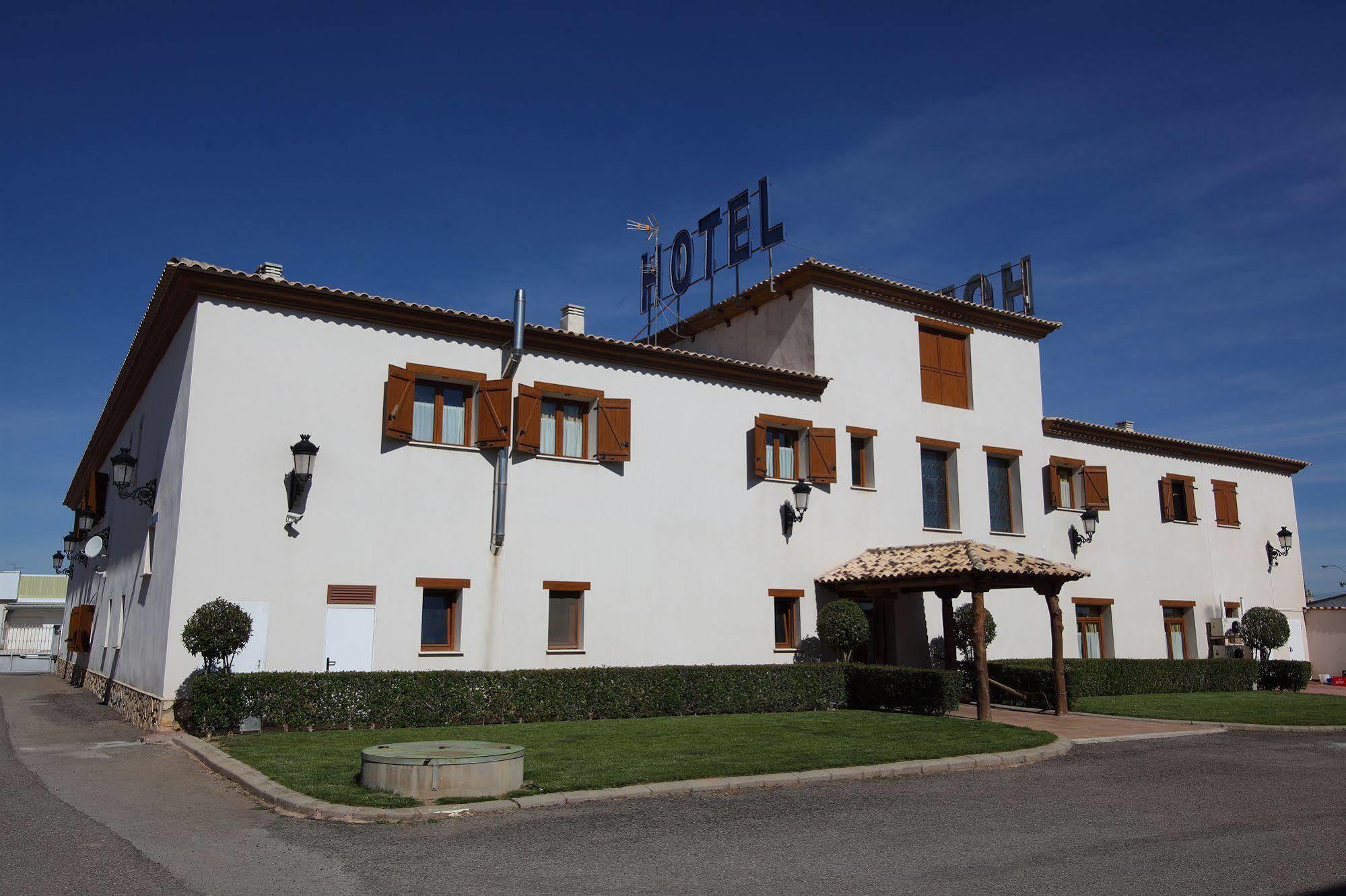 Hotel A Posada Темблеке Екстериор снимка